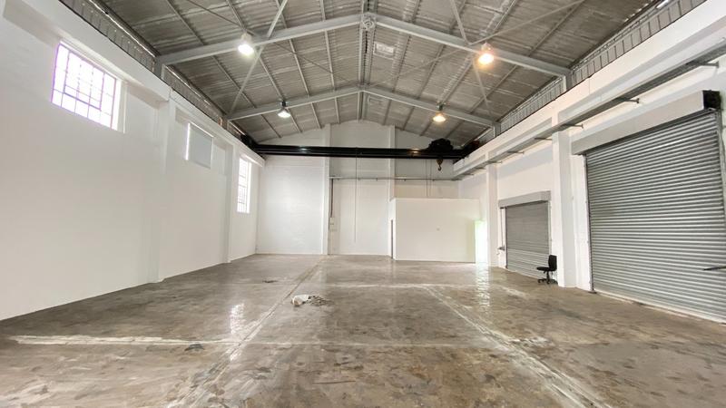 To Let commercial Property for Rent in Maitland Western Cape